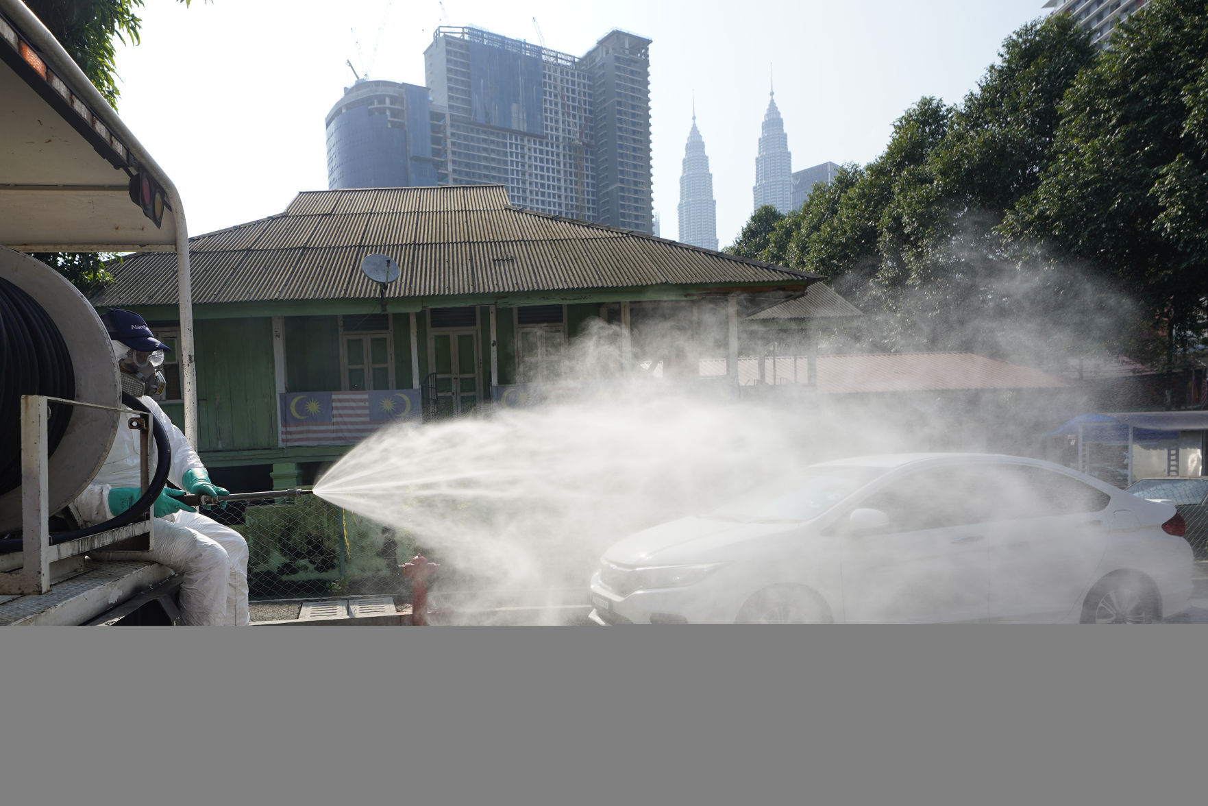 APTOPIX Virus Outbreak Malaysia